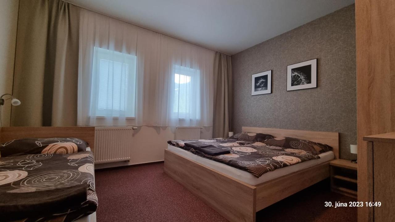Apartmanovy Dom Lucky 188 Deménvölgy Kültér fotó