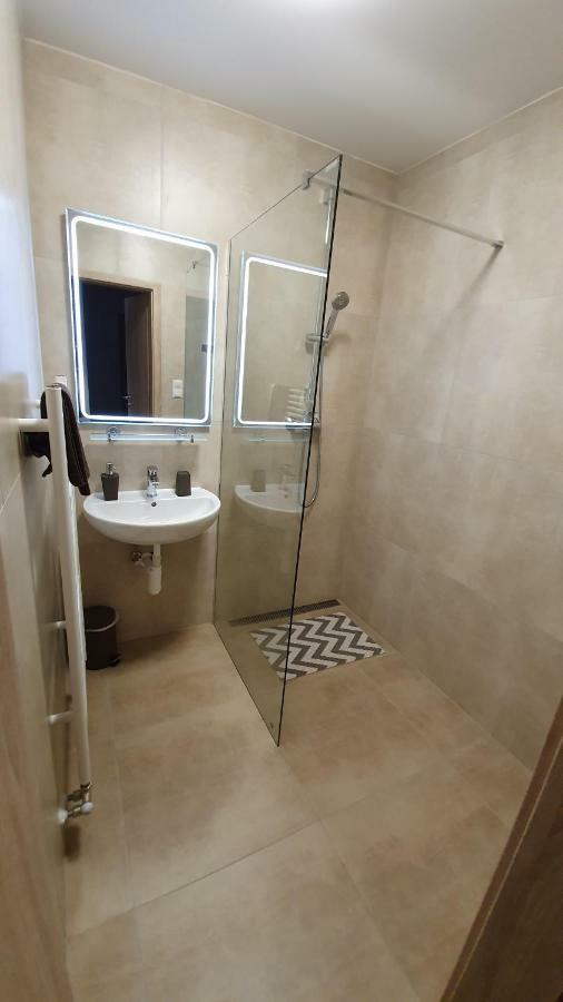 Apartmanovy Dom Lucky 188 Deménvölgy Kültér fotó